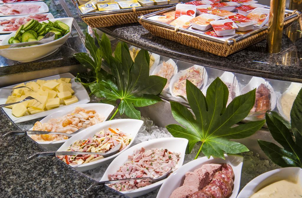Sachsenpark-Hotel Leipzig Ngoại thất bức ảnh