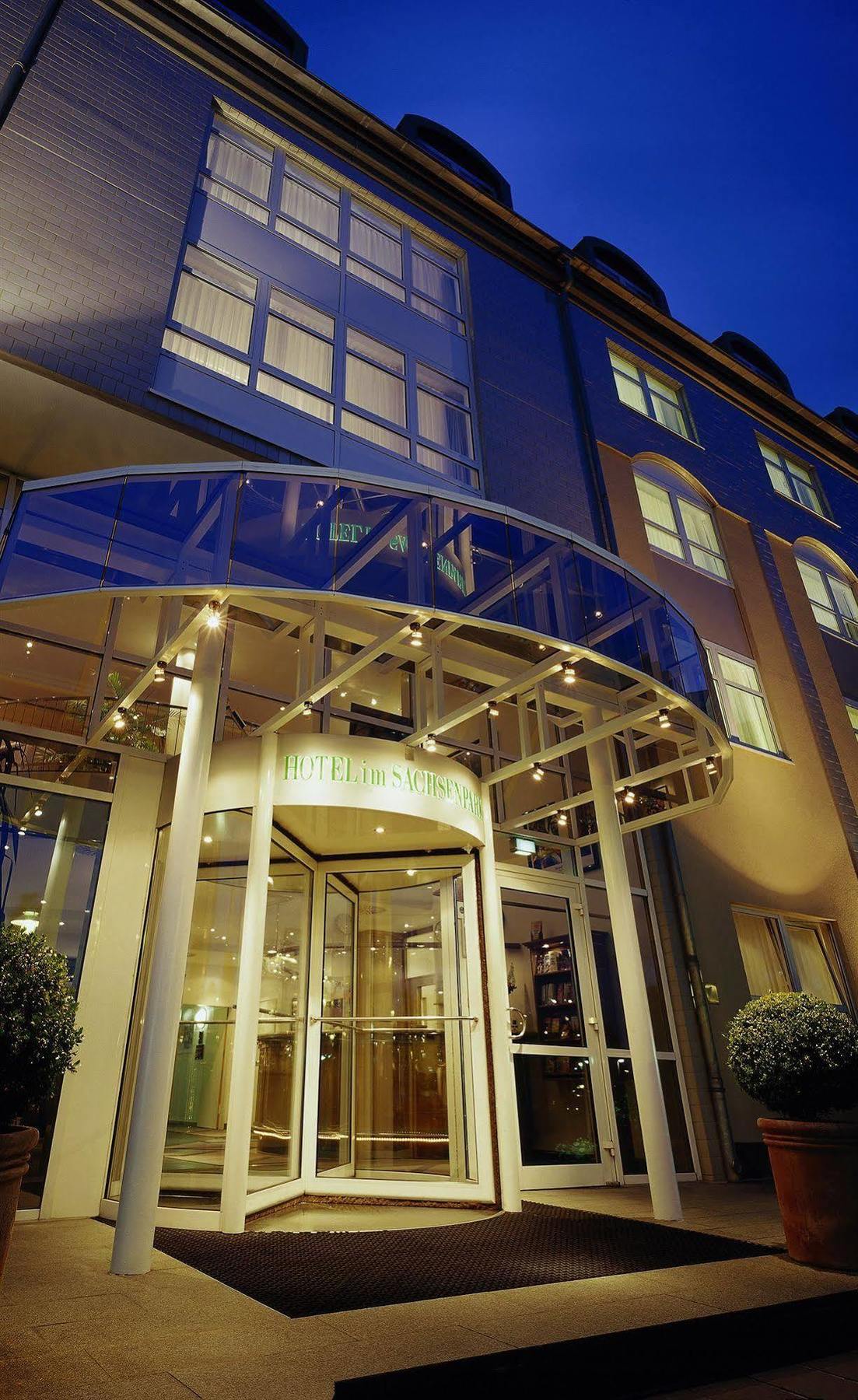 Sachsenpark-Hotel Leipzig Ngoại thất bức ảnh