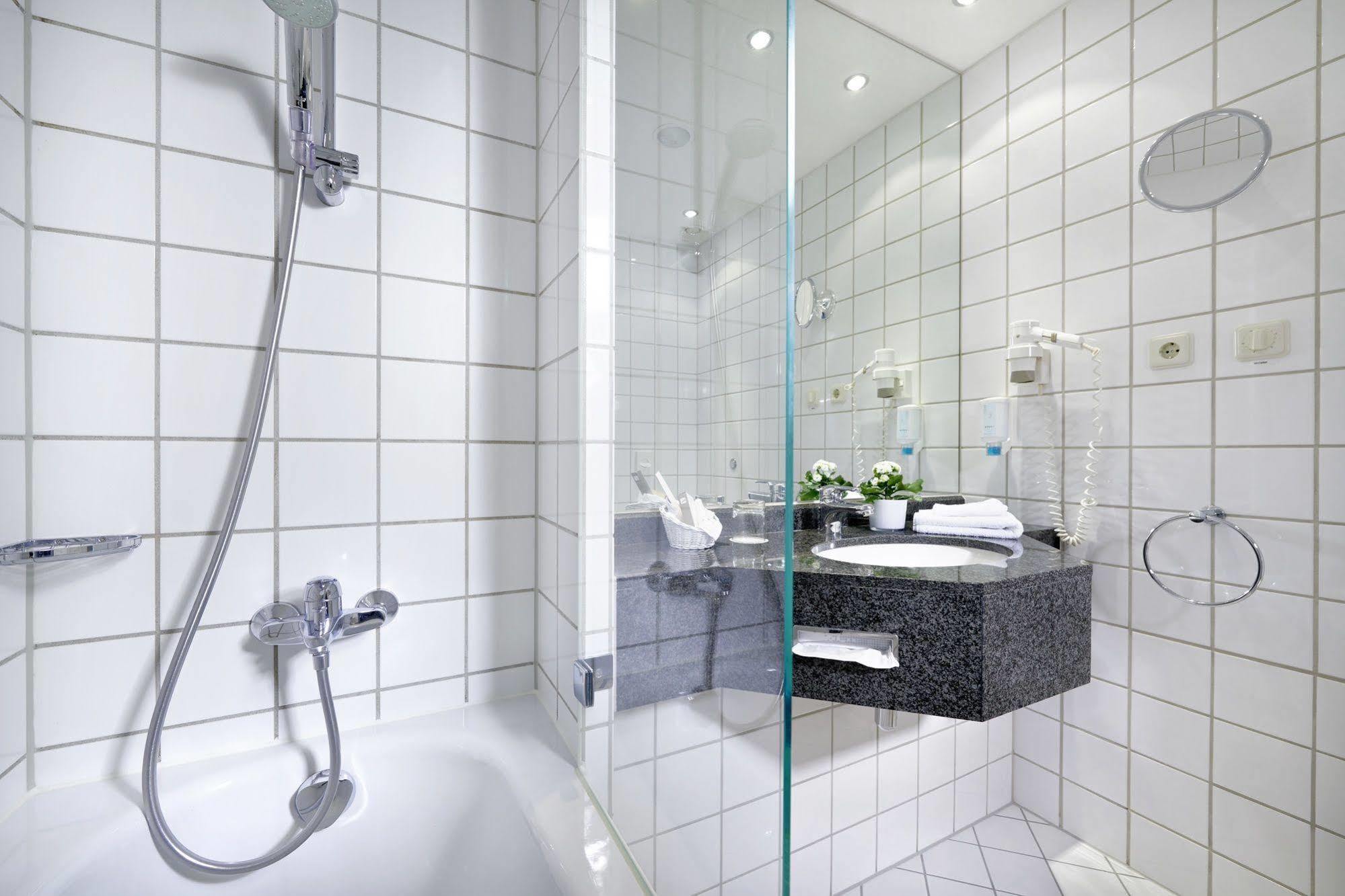 Sachsenpark-Hotel Leipzig Ngoại thất bức ảnh