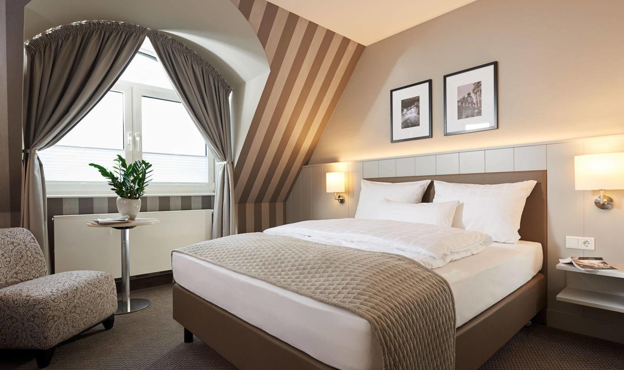 Sachsenpark-Hotel Leipzig Ngoại thất bức ảnh