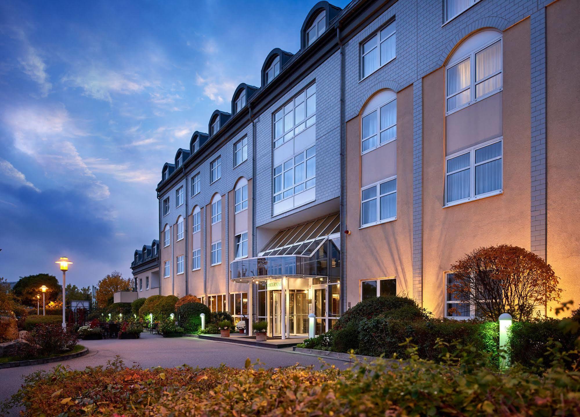Sachsenpark-Hotel Leipzig Ngoại thất bức ảnh